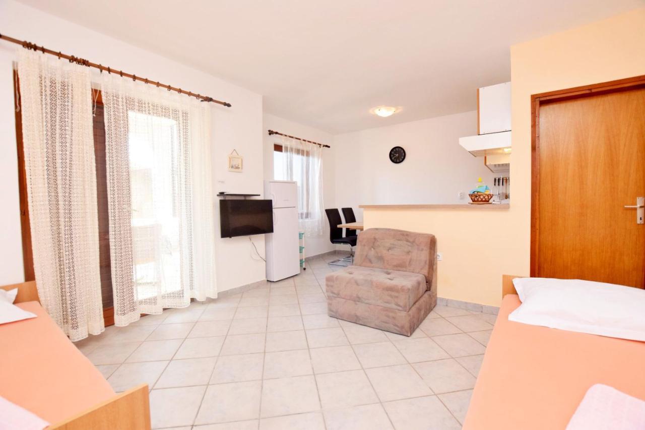 Apartments Keti Нин Экстерьер фото