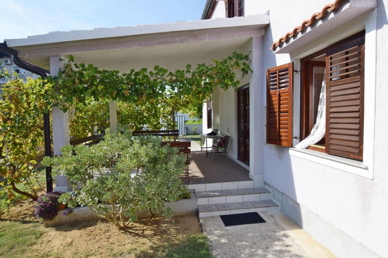 Apartments Keti Нин Экстерьер фото
